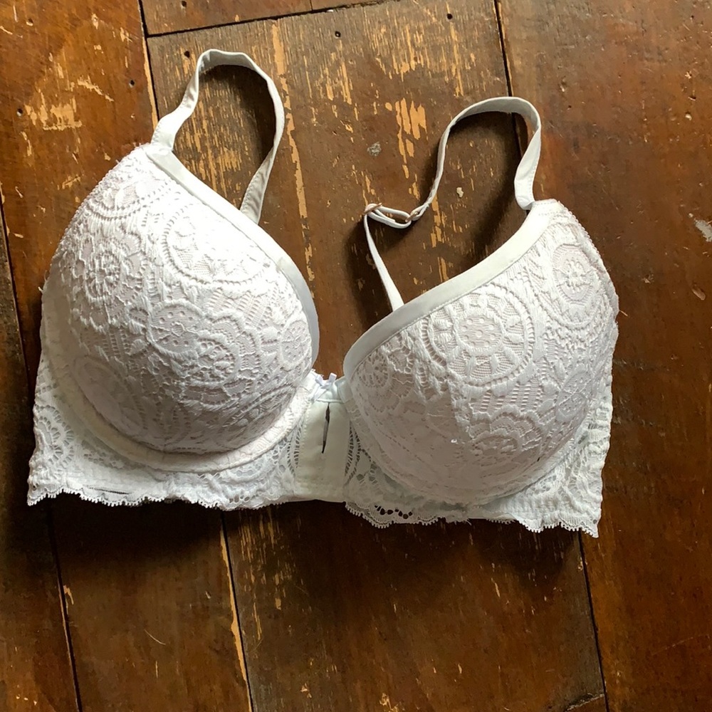 White lace aerie bra 34D